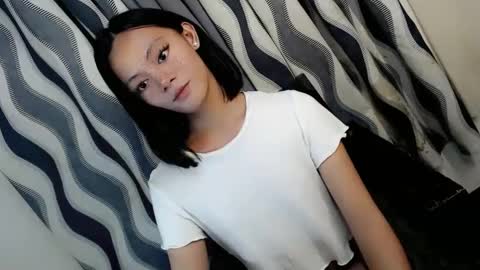 SWEET AGATHA online show from 03.04.25