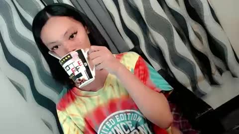 SWEET AGATHA online show from 03.05.25
