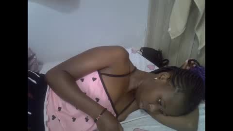 Snapshot of hot_petra2 chatting on 05.18.26 Daddys doll online show from 05.18.26