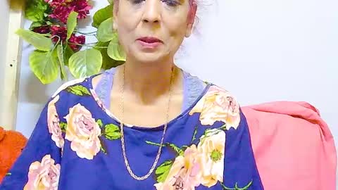 hot queen online show from 07.21.26