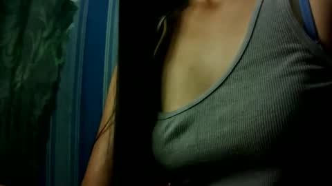 Snapshot of hot_quin11 chatting on 01.31.25 hot_quin11 online show from 01.31.25