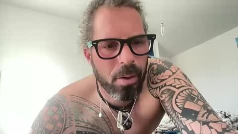 letmedoo2 online show from 02.17.25