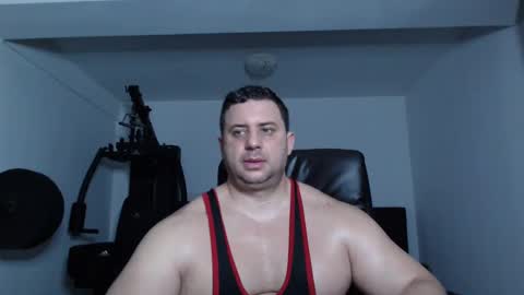 Snapshot of hot_stefano1 chatting on 12.28.24 Stefano.. online show from 12.28.24