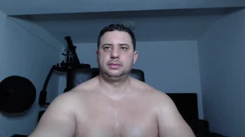 Snapshot of hot_stefano1 chatting on 12.29.24 Stefano.. online show from 12.29.24