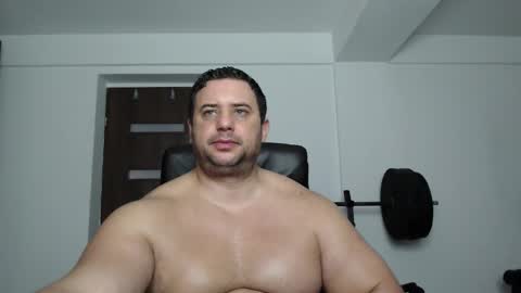 Snapshot of hot_stefano1 chatting on 09.29.25 Stefano.. online show from 09.29.25