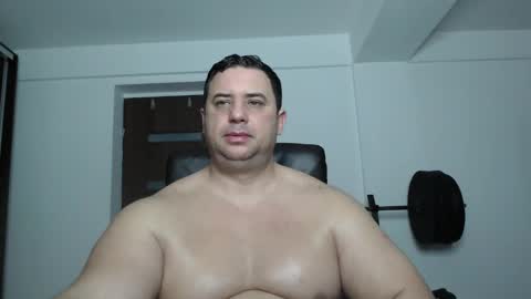 Snapshot of hot_stefano1 chatting on 10.26.25 Stefano.. online show from 10.26.25