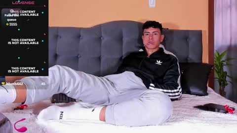 hot_twinks83 online show from 01.21.25