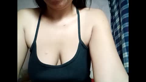 hot_warrios247 online show from 02.08.25