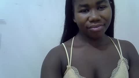 Snapshot of hotagrace chatting on 09.21.25 hotagrace online show from 09.21.25