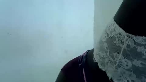 Snapshot of hotagrace chatting on 10.19.25 hotagrace online show from 10.19.25