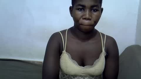 Snapshot of hotagrace chatting on 11.01.25 hotagrace online show from 11.01.25