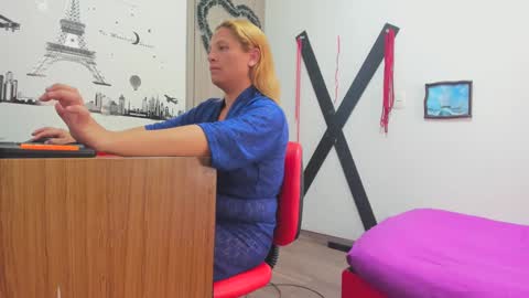 hotandfierylatinos online show from 01.14.25