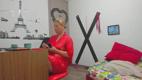 hotandfierylatinos online show from 02.12.25