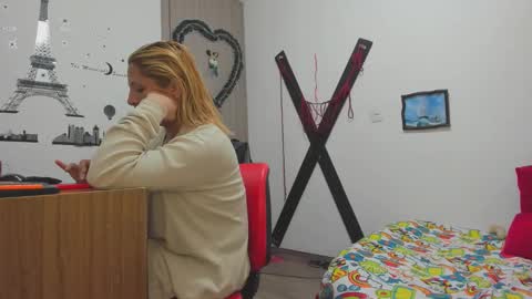 hotandfierylatinos online show from 02.23.25