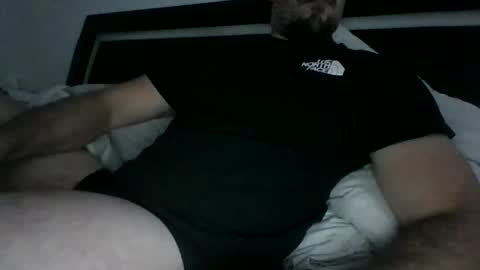 Snapshot of hotandhard123321 chatting on 10.24.25 hotandhard123321 online show from 10.24.25