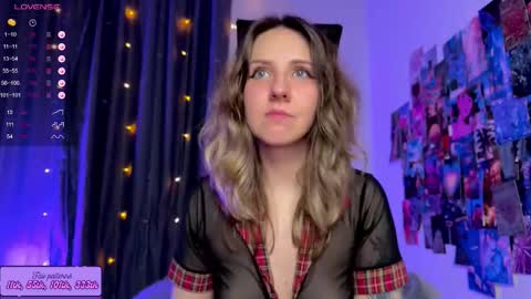 Snapshot of hotarutomo chatting on 10.23.25 Next stream 28112024 8 GMT 3 online show from 10.23.25