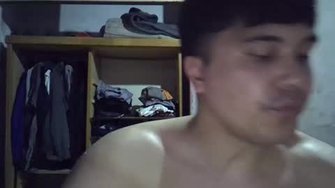 Snapshot of hotbaby6900 chatting on 10.11.25 hotbaby6900 online show from 10.11.25