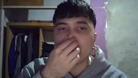 Snapshot of hotbaby6900 chatting on 10.19.25 hotbaby6900 online show from 10.19.25