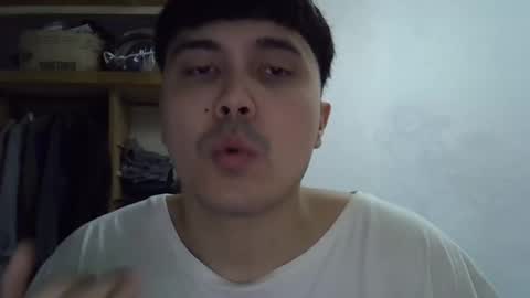 Snapshot of hotbaby6900 chatting on 11.13.25 hotbaby6900 online show from 11.13.25