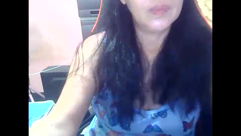 Snapshot of hotbetty_45 chatting on 02.11.25 hotbetty_45 online show from 02.11.25