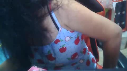 Snapshot of hotbetty_45 chatting on 02.24.25 hotbetty_45 online show from 02.24.25