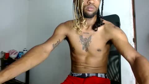Snapshot of hotbody22_ chatting on 05.27.26 hotbody22_ online show from 05.27.26