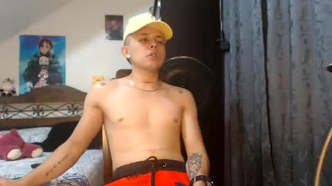 Snapshot of hotboy85152 chatting on 07.16.26 jhon online show from 07.16.26