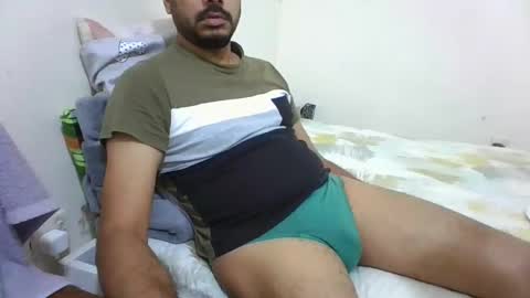 Snapshot of hotboy8677 chatting on 10.28.25 Hotboy8677 online show from 10.28.25