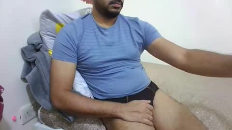 Snapshot of hotboy8677 chatting on 11.11.25 Hotboy8677 online show from 11.11.25