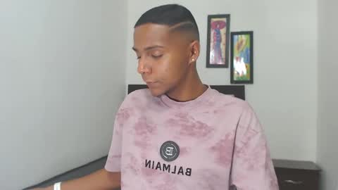 Snapshot of hotboyluxe chatting on 02.15.26 hotboyluxe online show from 02.15.26