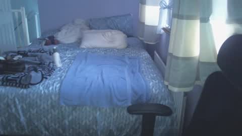 hotboyron online show from 12.18.24