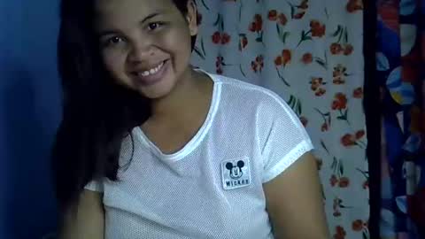 hotcelici online show from 10.04.25