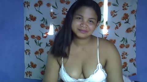 hotcelici online show from 11.05.25