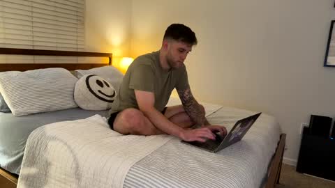 Snapshot of hotcockjock99 chatting on 09.28.25 dtxduo online show from 09.28.25