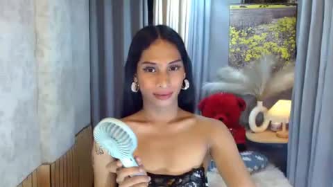 Snapshot of hotcumjasminex chatting on 05.22.26 SEXY JASMINE online show from 05.22.26