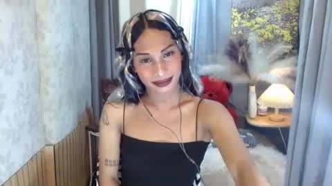 Snapshot of hotcumjasminex chatting on 05.29.26 SEXY JASMINE online show from 05.29.26