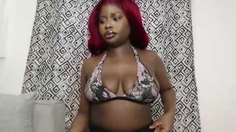 Hotcurvykeisha online show from 10.09.25