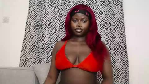 Hotcurvykeisha online show from 10.21.25