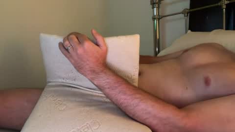 Snapshot of hotdadinshower chatting on 07.20.26 HotDadInShower online show from 07.20.26
