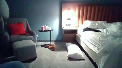 hotdog1124 online show from 12.04.25