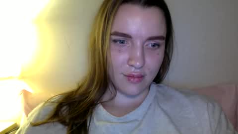 Snapshot of hoteffy chatting on 05.06.26 effy online show from 05.06.26