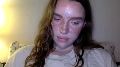 Snapshot of hoteffy chatting on 06.10.26 effy online show from 06.10.26