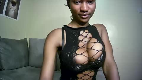 Snapshot of hotfalling706077 chatting on 01.11.25 hotfalling706077 online show from 01.11.25