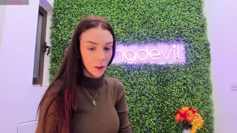 hotfallingdevil online show from 11.13.25