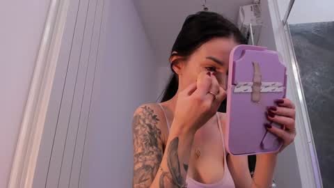 hotfallingdevil online show from 02.13.26