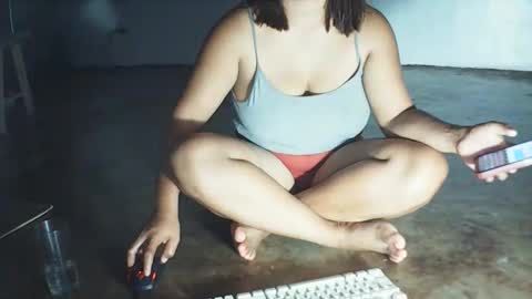 Snapshot of hotflowerclit chatting on 09.11.25 hotflowerclit online show from 09.11.25