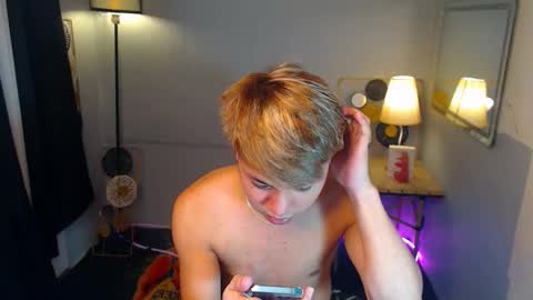 hotfucker_drei online show from 09.26.25