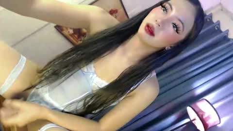 Snapshot of hotfucking_queen1111 chatting on 10.13.25 hotfucking_queen1111 online show from 10.13.25