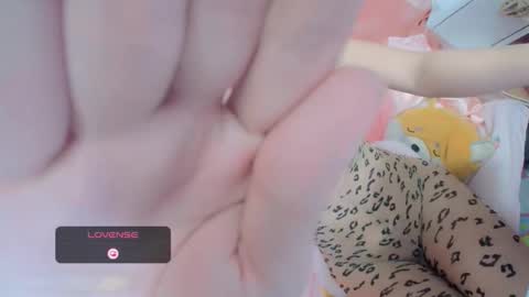 beauty has a prize so make it worth plzzz online show from 11.02.25