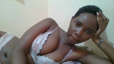 Queen online show from 03.04.25